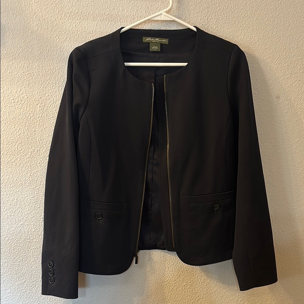 Eddie Bauer navy blue blazer size 4